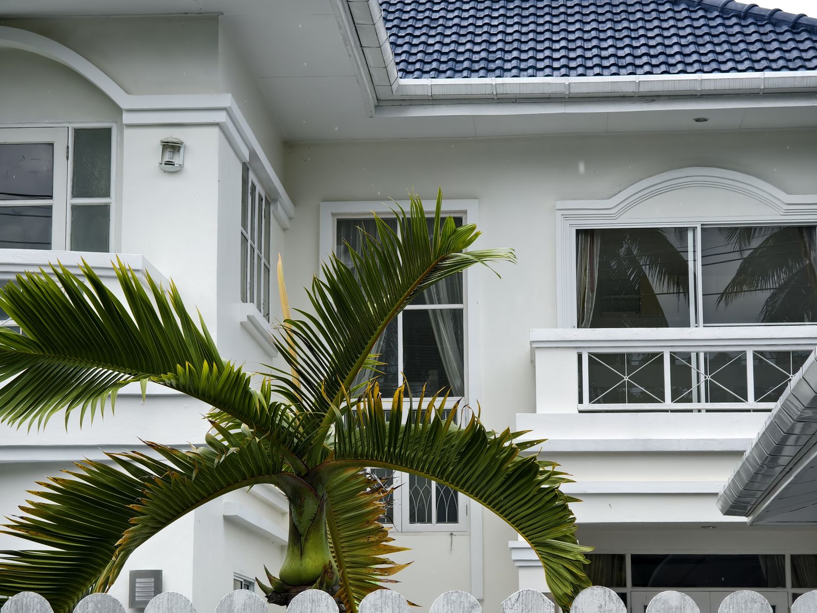 Commercial building exterior — Shark Painting commercial painting services in Lakewood Ranch, FL